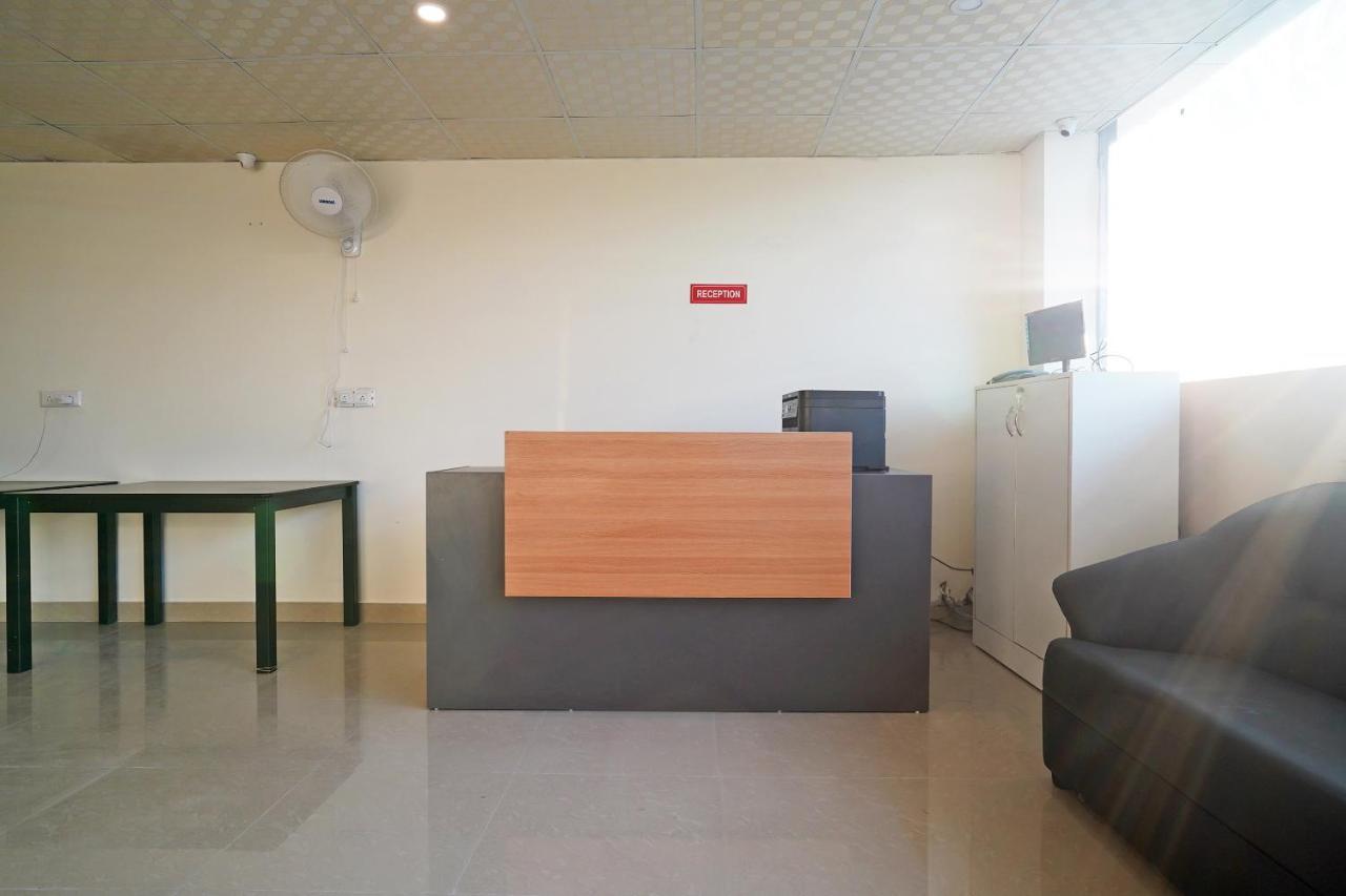 Oyo Flagship 77122 Gmd Vasundhara Gáziábád Kültér fotó